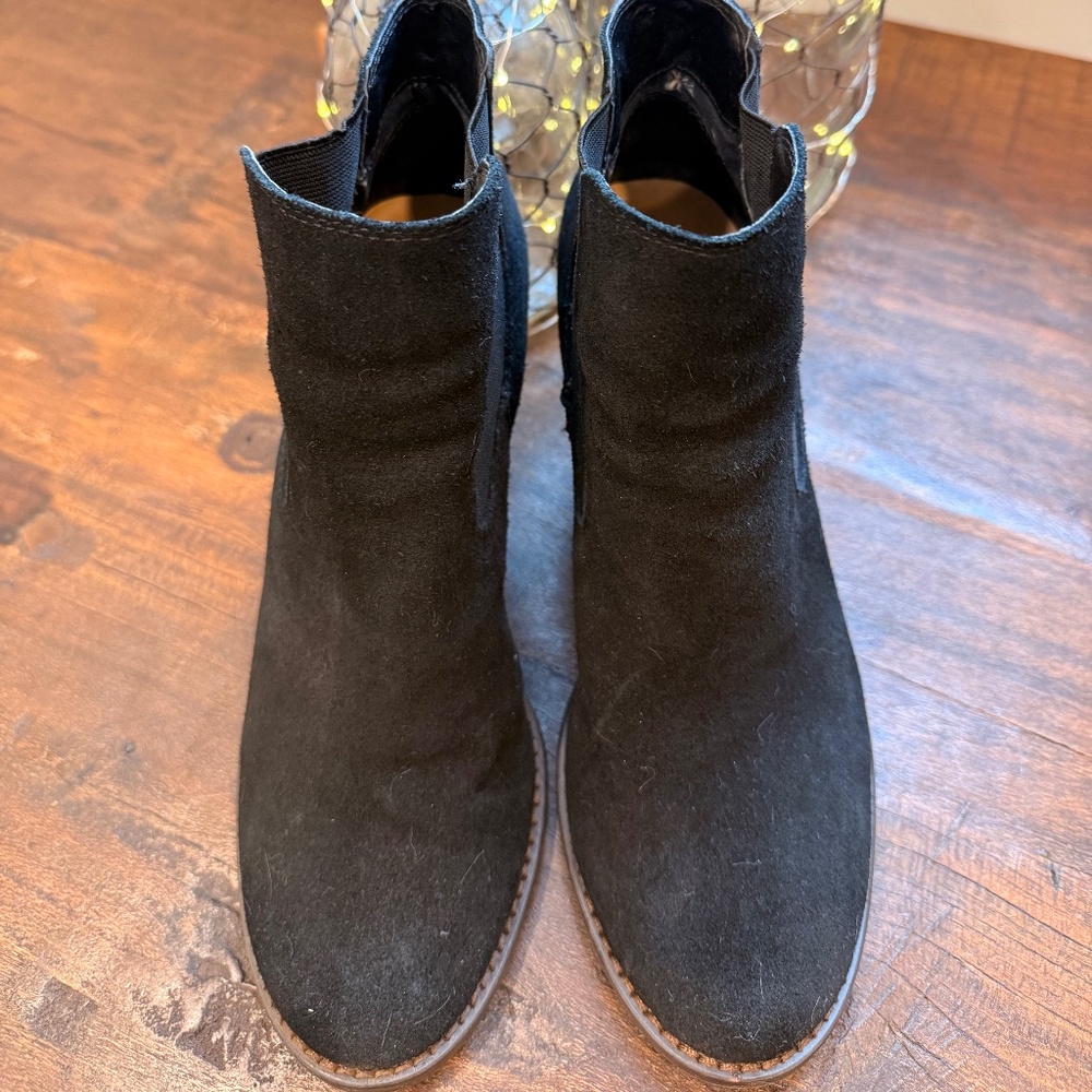 Lucky Brand Ankle Booties – Women’s Size 8.5